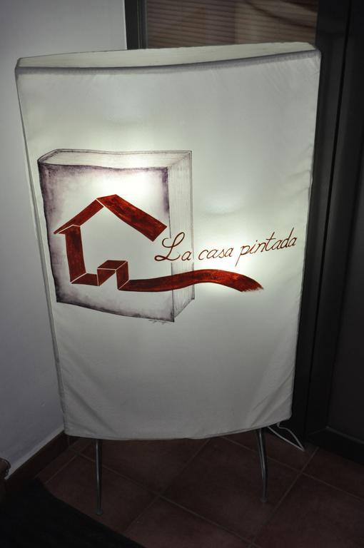 Apartamentos La Casa Pintada Caceres Luaran gambar