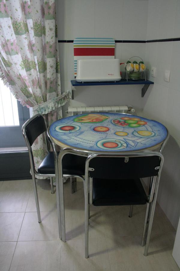 Apartamentos La Casa Pintada Caceres Luaran gambar