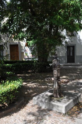 Apartamentos La Casa Pintada Caceres Luaran gambar